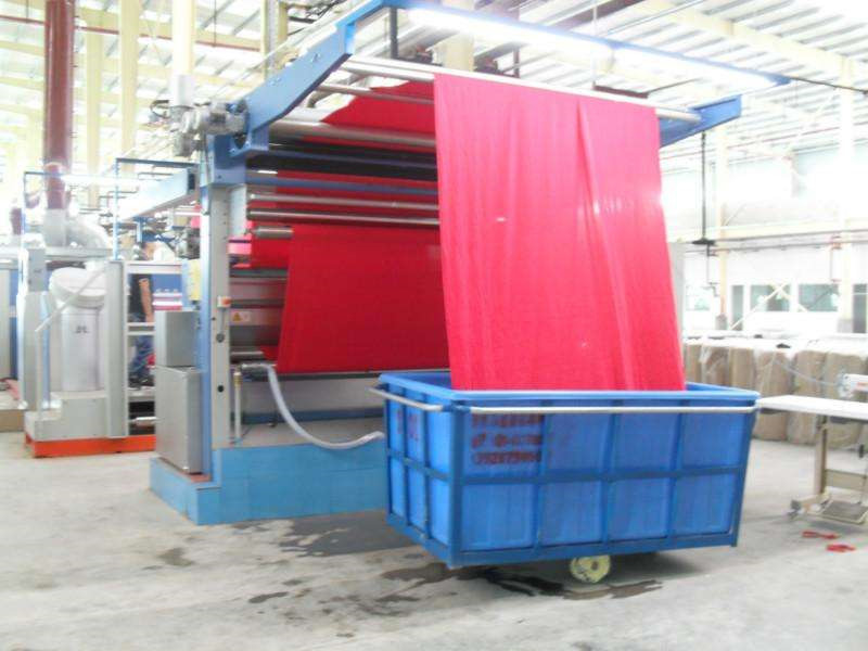 (图:纺织印染生产环节)