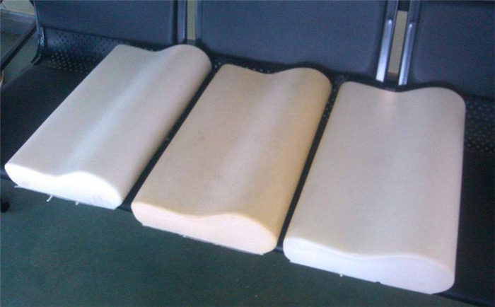 (图:脱模剂稠度不够的影响)