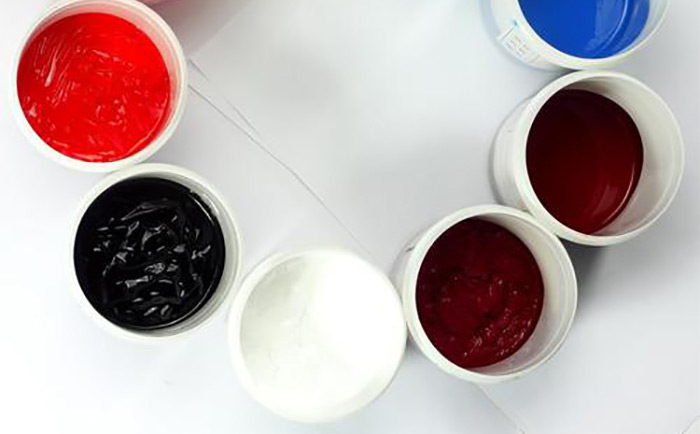 （图：水性工业漆分散剂的作用）