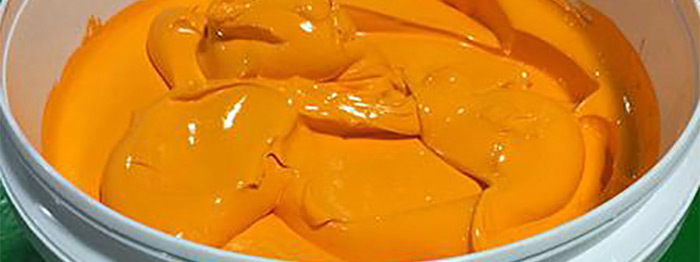 颜料色浆分散剂相容性好，通过空间位阻作用稳定分散