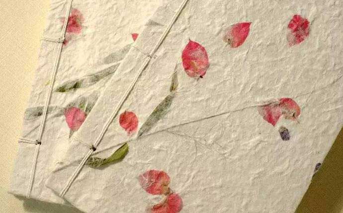 (图:造纸纸浆消泡剂的作用)